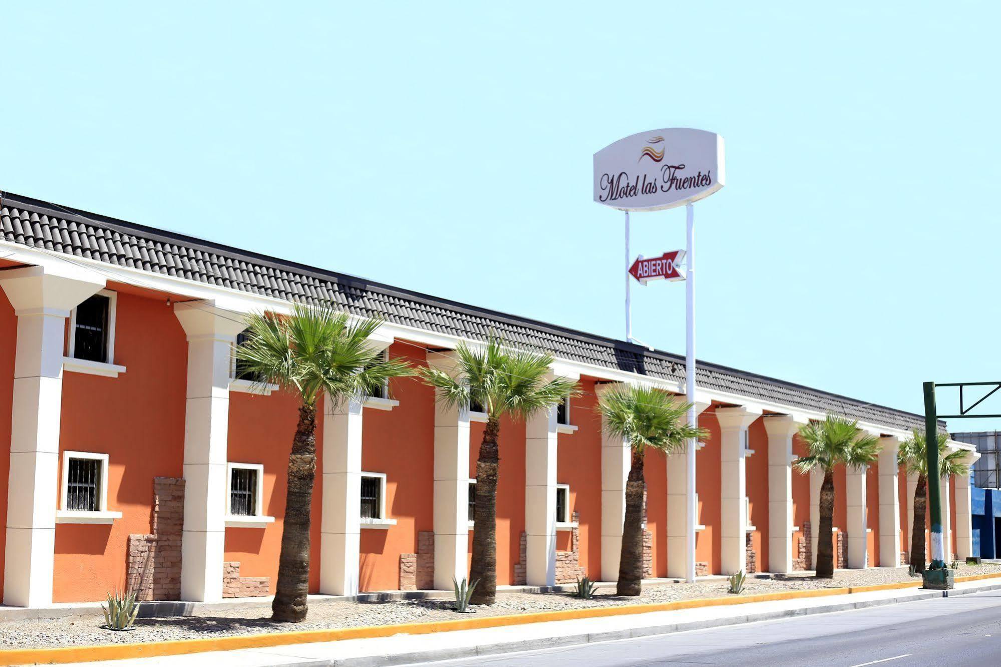 מקסיקלי Motel Las Fuentes מראה חיצוני תמונה