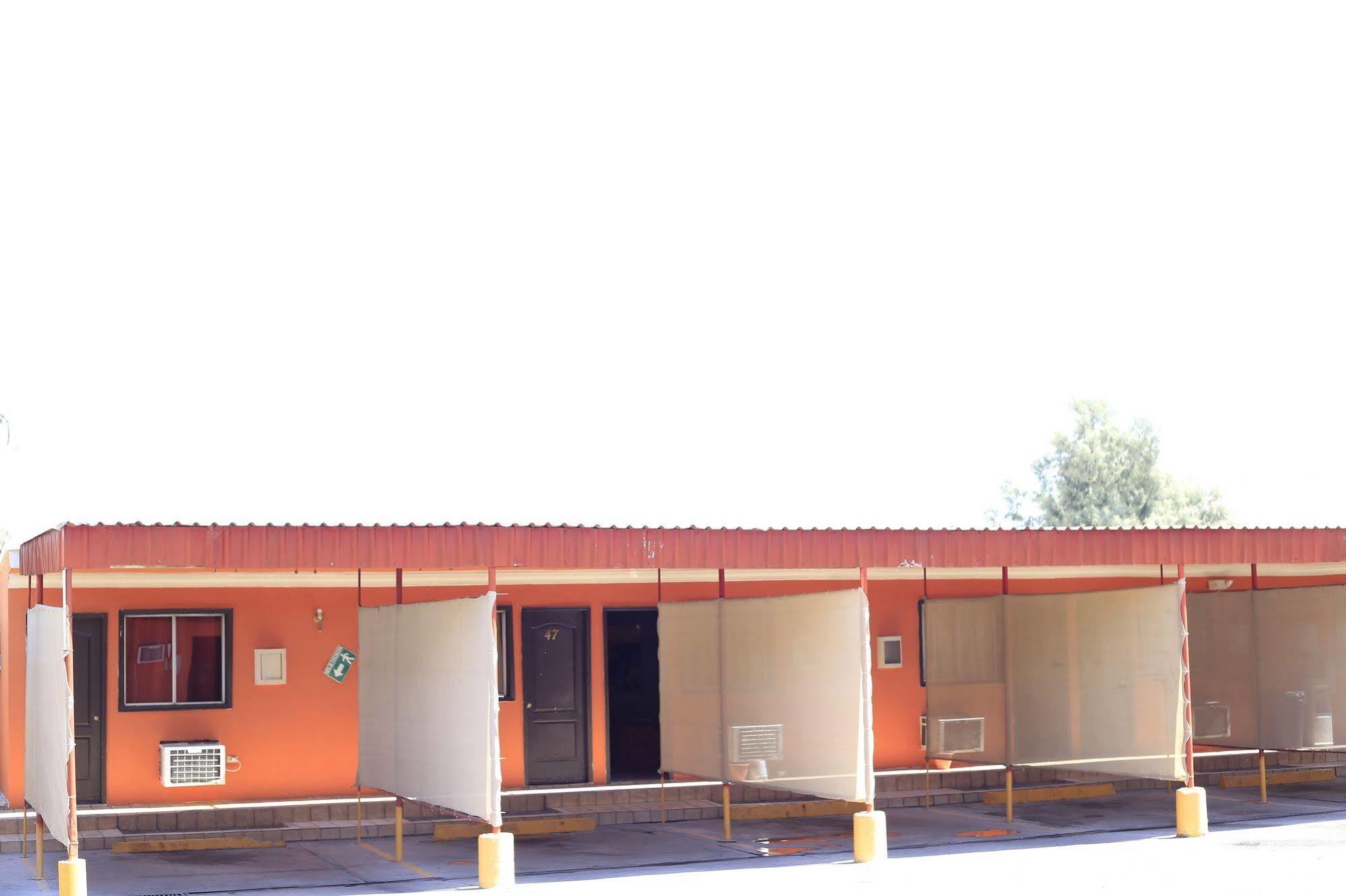 מקסיקלי Motel Las Fuentes מראה חיצוני תמונה